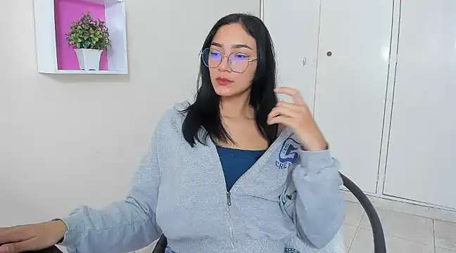 Snapshot of ASIAM_BRUNET chatting on March 4, 1:59 pm ASIAM BRUNET online show from March 4, 1:59 pm