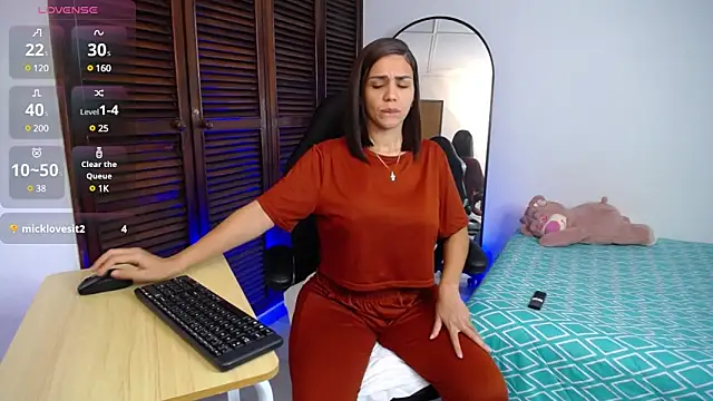 karoll marquez online show from February 1, 10:34 pm