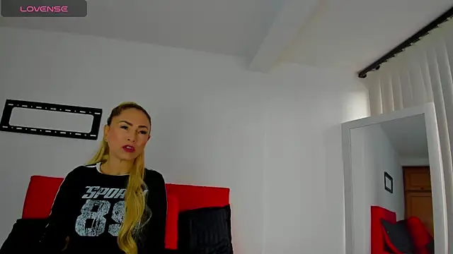 emagarcia online show from November 4, 1:43 pm