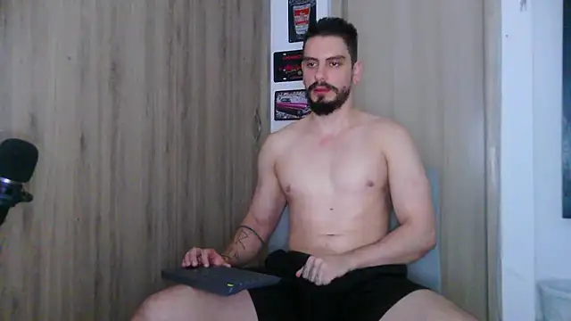 Aaron kwok28 online show from October 19, 11:05 pm