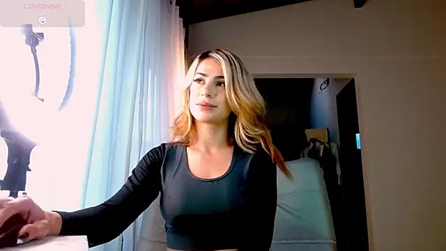 greyslopez online show from January 16, 10:02 pm