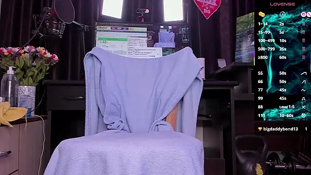 Raissa sky26 online show from April 11, 2:49 am