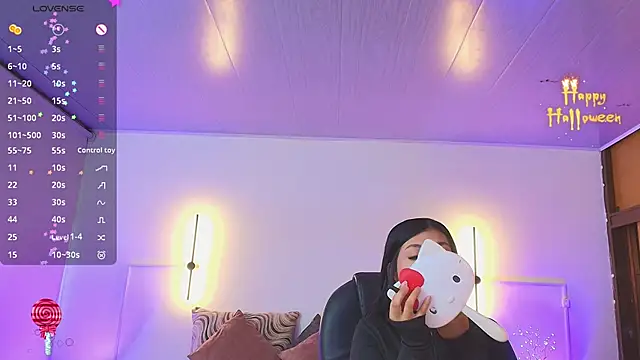 Snapshot of _gaby2 chatting on October 29, 11:23 am gaby2 online show from October 29, 11:23 am