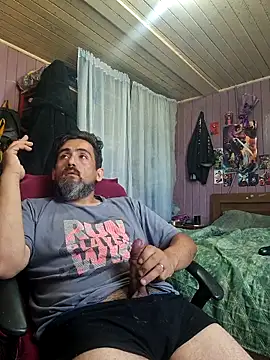 Snapshot of saballeta chatting on February 24, 3:43 pm saballeta online show from February 24, 3:43 pm