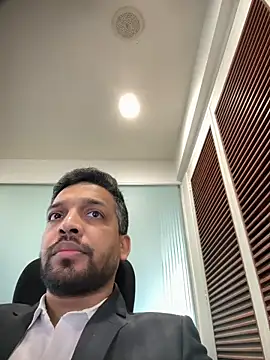 a4ashes online show from December 15, 5:01 am