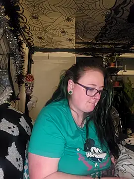 Bunny Cummings online show from December 19, 12:06 am