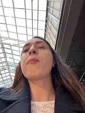 Holly Play online show from January 15, 9:13 am