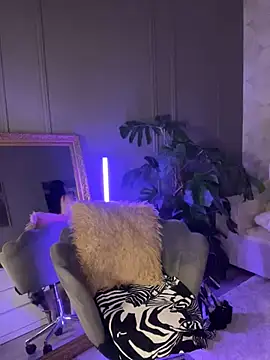 kyber  online show from January 25, 1:41 pm