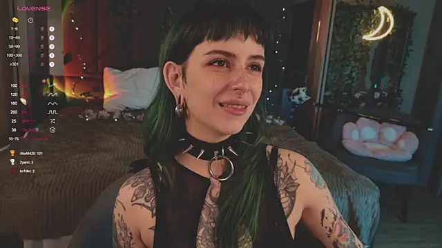 MichaellaMoon online show from March 8, 3:13 pm