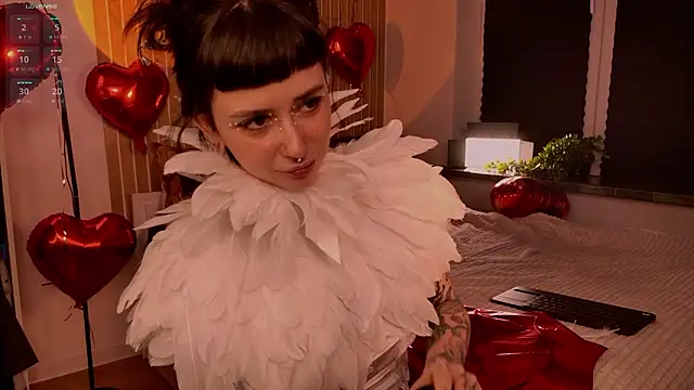 MichaellaMoon online show from February 14, 6:04 pm