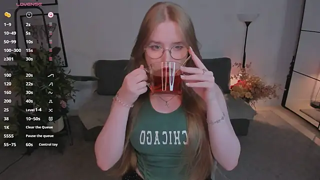 Snapshot of bonnie_wright chatting on November 5, 3:34 pm bonnie wright online show from November 5, 3:34 pm