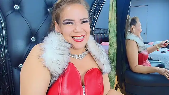 Snapshot of MelaniaKnauss chatting on January 31, 8:33 pm MelaniaKnauss online show from January 31, 8:33 pm