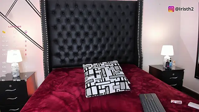 Snapshot of Iris_Thompson_ chatting on February 25, 12:47 am Iris Thompson online show from February 25, 12:47 am