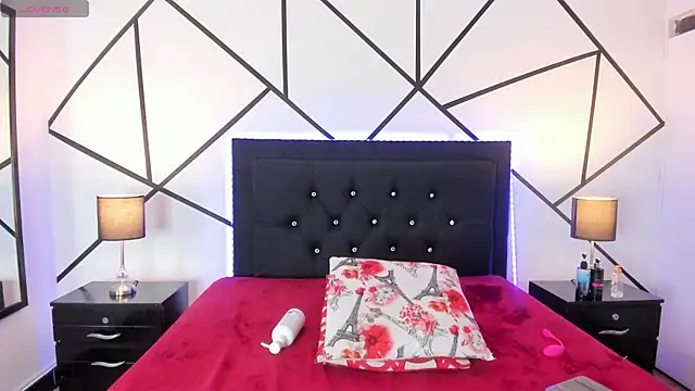 Snapshot of Iris_Thompson_ chatting on February 26, 9:27 pm Iris Thompson online show from February 26, 9:27 pm