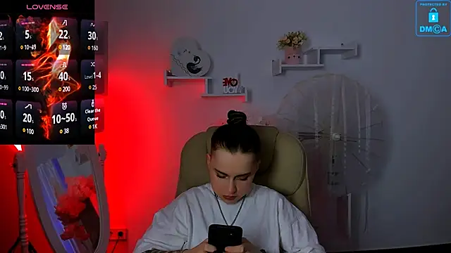 Snapshot of Dolly__Queen_ chatting on January 28, 10:23 pm Dolly Queen online show from January 28, 10:23 pm