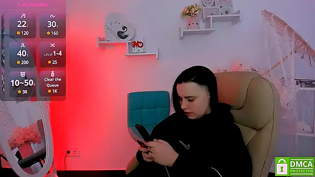 Snapshot of Dolly__Queen_ chatting on February 20, 6:46 pm Dolly Queen online show from February 20, 6:46 pm