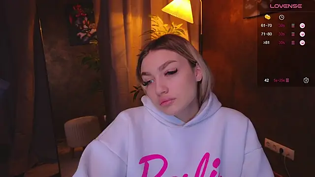 Ella Milla online show from January 6, 8:24 am