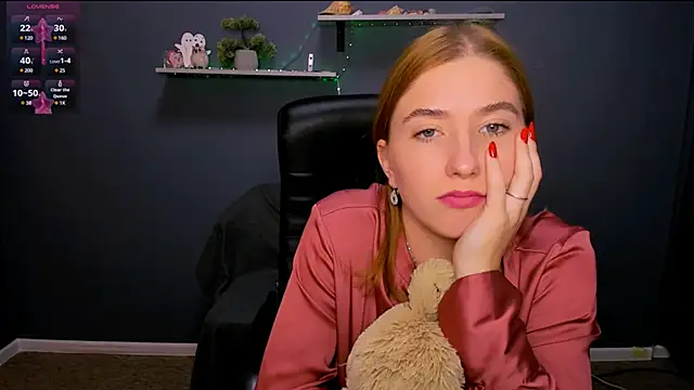 Snapshot of daisy_candy chatting on December 10, 4:34 am daisy candy online show from December 10, 4:34 am