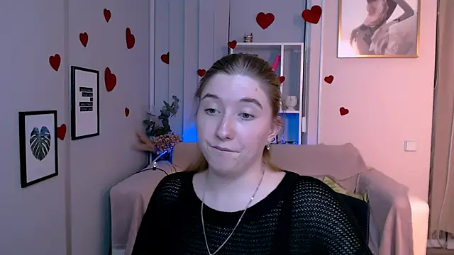 Snapshot of daisy_candy chatting on March 3, 12:15 am daisy candy online show from March 3, 12:15 am