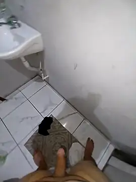 Snapshot of Whiper2024 chatting on September 13, 1:16 am Whiper2024 online show from September 13, 1:16 am