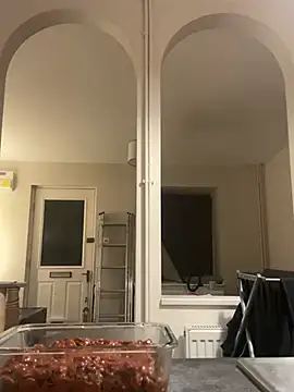 Snapshot of Blondiee3088 chatting on February 23, 9:16 pm Blondiee3088 online show from February 23, 9:16 pm