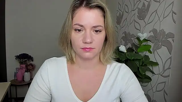 MariaSttone online show from October 3, 2:14 pm