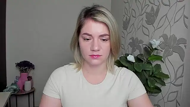 MariaSttone online show from October 19, 12:17 pm