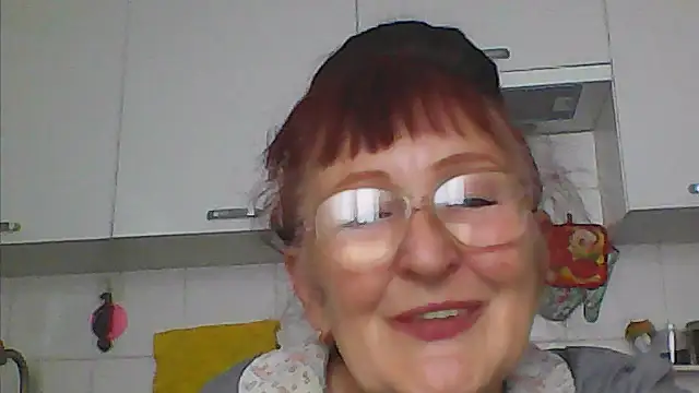 Snapshot of TanyaSweet634 chatting on June 29, 4:41 am TanyaSweet634 online show from June 29, 4:41 am