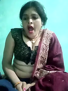 Snapshot of Chandni chatting on February 5, 11:50 pm Chandni online show from February 5, 11:50 pm