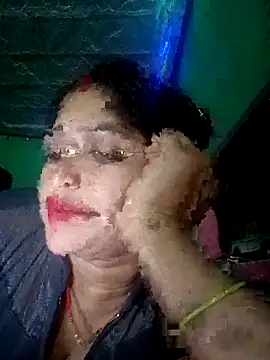 Snapshot of Chandni chatting on March 1, 2:13 pm Chandni online show from March 1, 2:13 pm