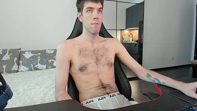 White Dylan online show from January 13, 8:08 am