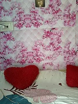 Snapshot of sandy_naughty chatting on July 19, 5:00 am sandy naughty online show from July 19, 5:00 am