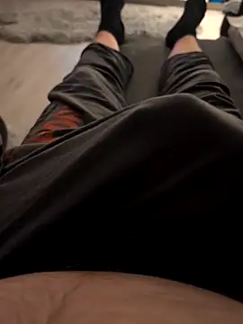 Snapshot of Mrloverlover77@xh chatting on November 22, 11:26 pm Mrloverlover77xh online show from November 22, 11:26 pm