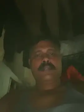 Snapshot of Vinay-kumar89 chatting on February 23, 5:21 pm Vinay-kumar89 online show from February 23, 5:21 pm