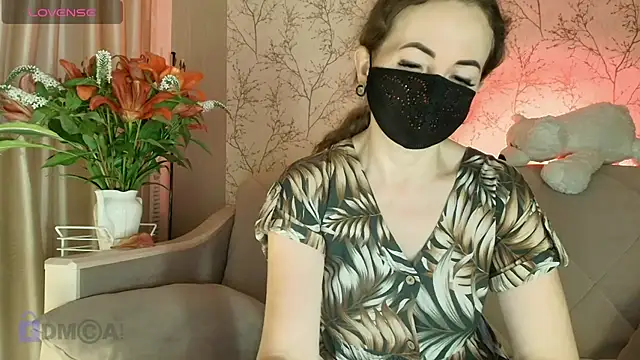 Snapshot of MilfeaN chatting on July 6, 5:48 pm MilfeaN online show from July 6, 5:48 pm