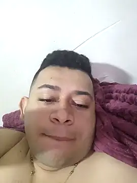 Snapshot of demoledor199 chatting on January 15, 3:18 pm demoledor199 online show from January 15, 3:18 pm