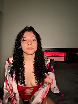 ladylavish online show from October 3, 12:40 am