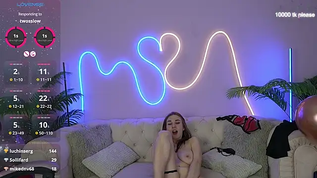 JennyyLuv online show from February 13, 2:01 am