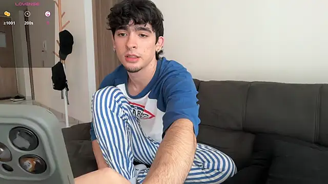 Snapshot of zenn_rush1 chatting on September 25, 12:53 pm zenn rush1 online show from September 25, 12:53 pm