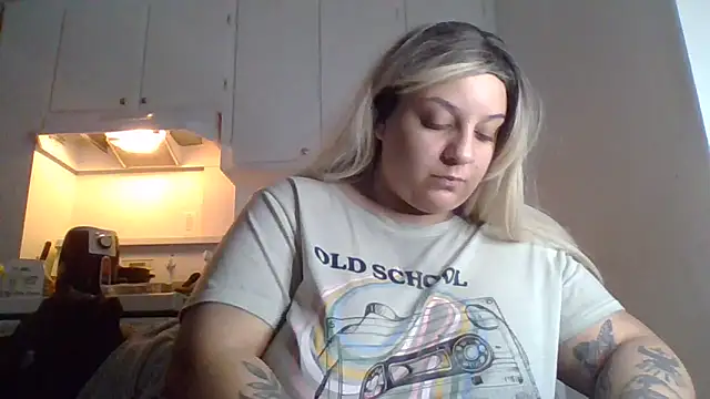 Lilithsincity online show from December 18, 6:21 am