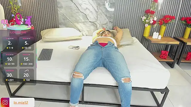 julietha taylor online show from March 2, 3:52 am