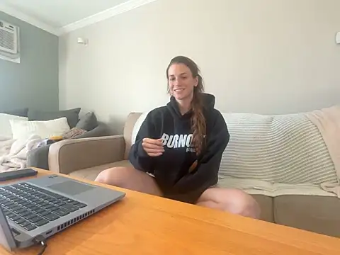 Snapshot of MissSwitch chatting on September 29, 12:43 pm MissSwitch online show from September 29, 12:43 pm