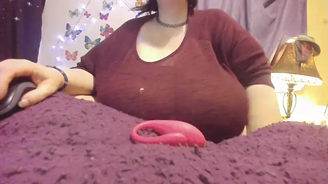 Alli Kat online show from February 15, 6:12 am