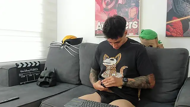 JeanBroc online show from November 28, 8:00 pm