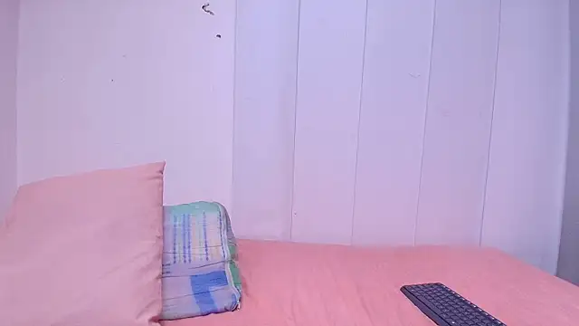 franyelimss online show from March 8, 7:09 pm