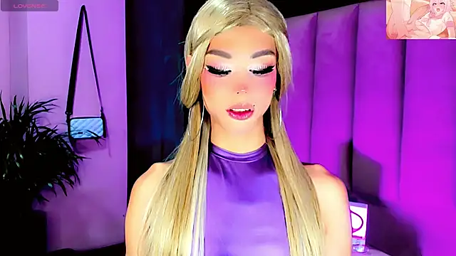 Snapshot of dollswit01 chatting on November 1, 12:23 am dollswit01 online show from November 1, 12:23 am