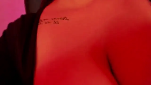 isabelithaa online show from February 19, 2:34 pm