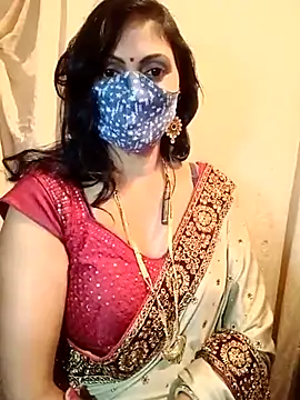 Lovely12streaming online show from February 8, 11:13 pm