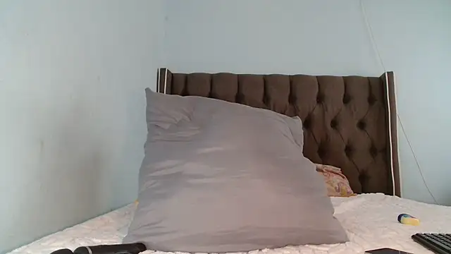 CHOCKYCHOCX2 online show from February 20, 9:22 am