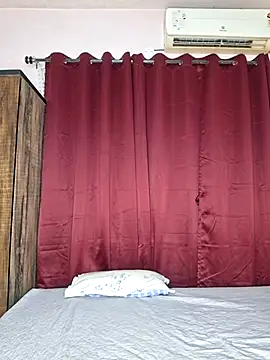 Garima G online show from November 25, 3:56 pm